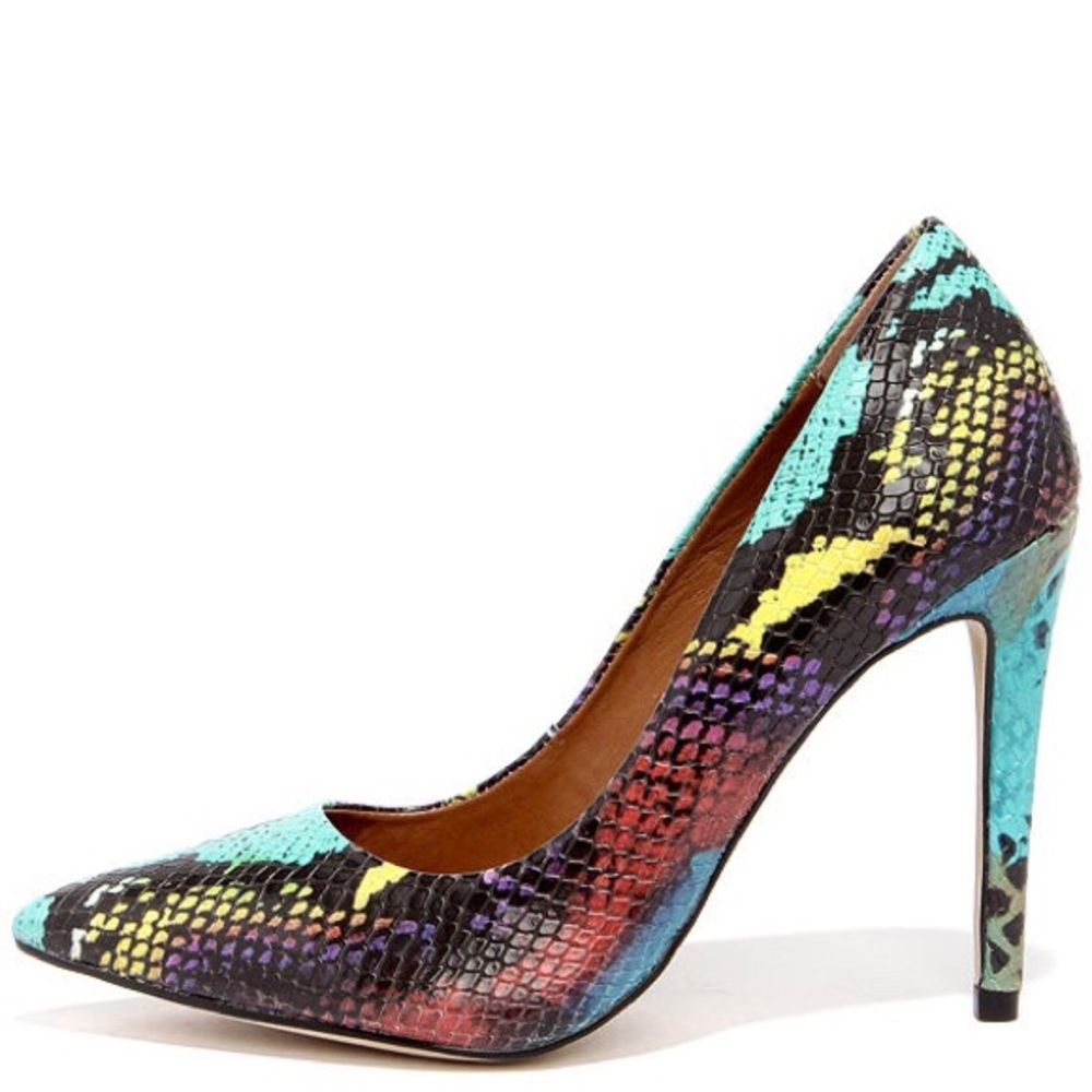 Steve Madden Printed Pumps